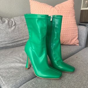 Kelly Green Boots